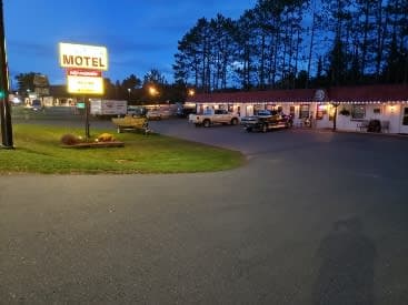 skylarkmotel